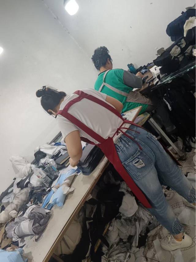 ��װճ��Ů������װ����Ů����